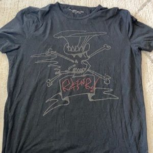 John Varvatos men’s tee shirt